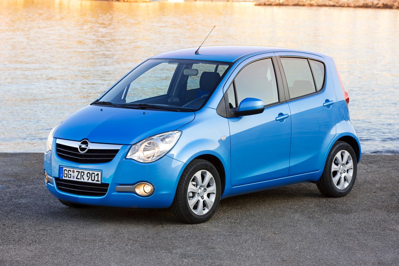 Imagen de El Opel Agila 2008 es un turismo con aspecto de monovolumen con un tamaño reducido que le convierte en un modelo ideal para circular por ciudad.