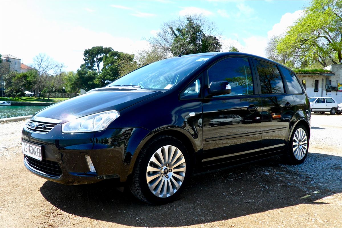 Una prueba del Ford C-MAX diésel de dos litros que realizamos hace tiempo para que veas que el anterior modelo no defrauda en absoluto.