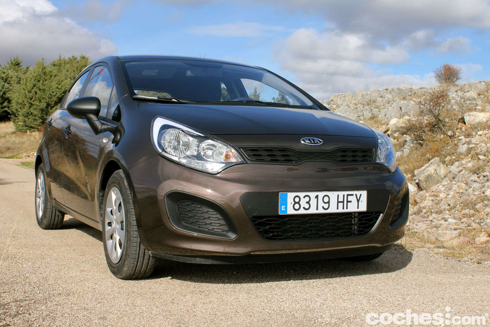 Ponemos a prueba al nuevo Kia Rio, un coche que parece destinado para moverse en ciudad pero que, a pesar de no ser muy potente, muestra solvencia en carretera.