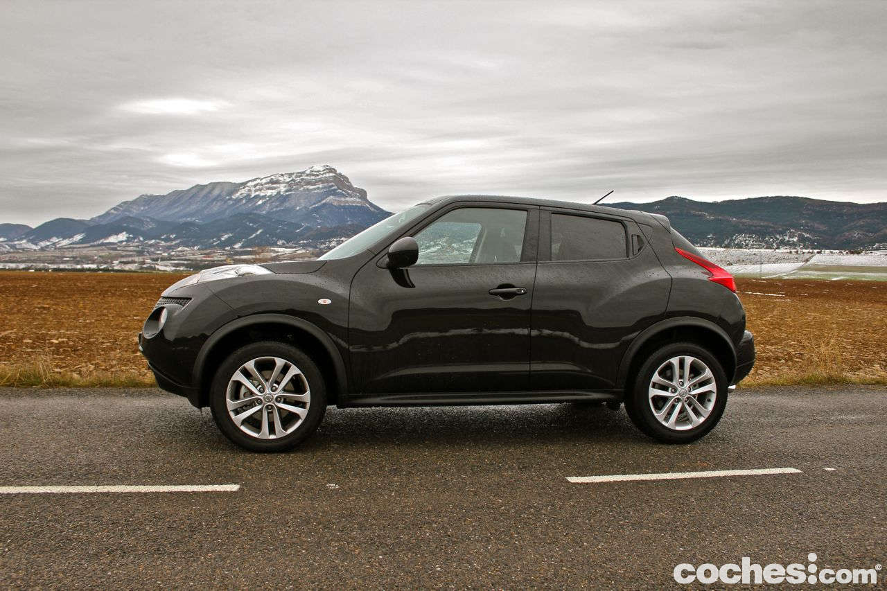 Nos subimos a la versión más picante del Juke. ¿Qué hará el pequeño todocamino nipón con un 1.6i Turbo de 190 CV? Darte alegrías... y algún susto económico.