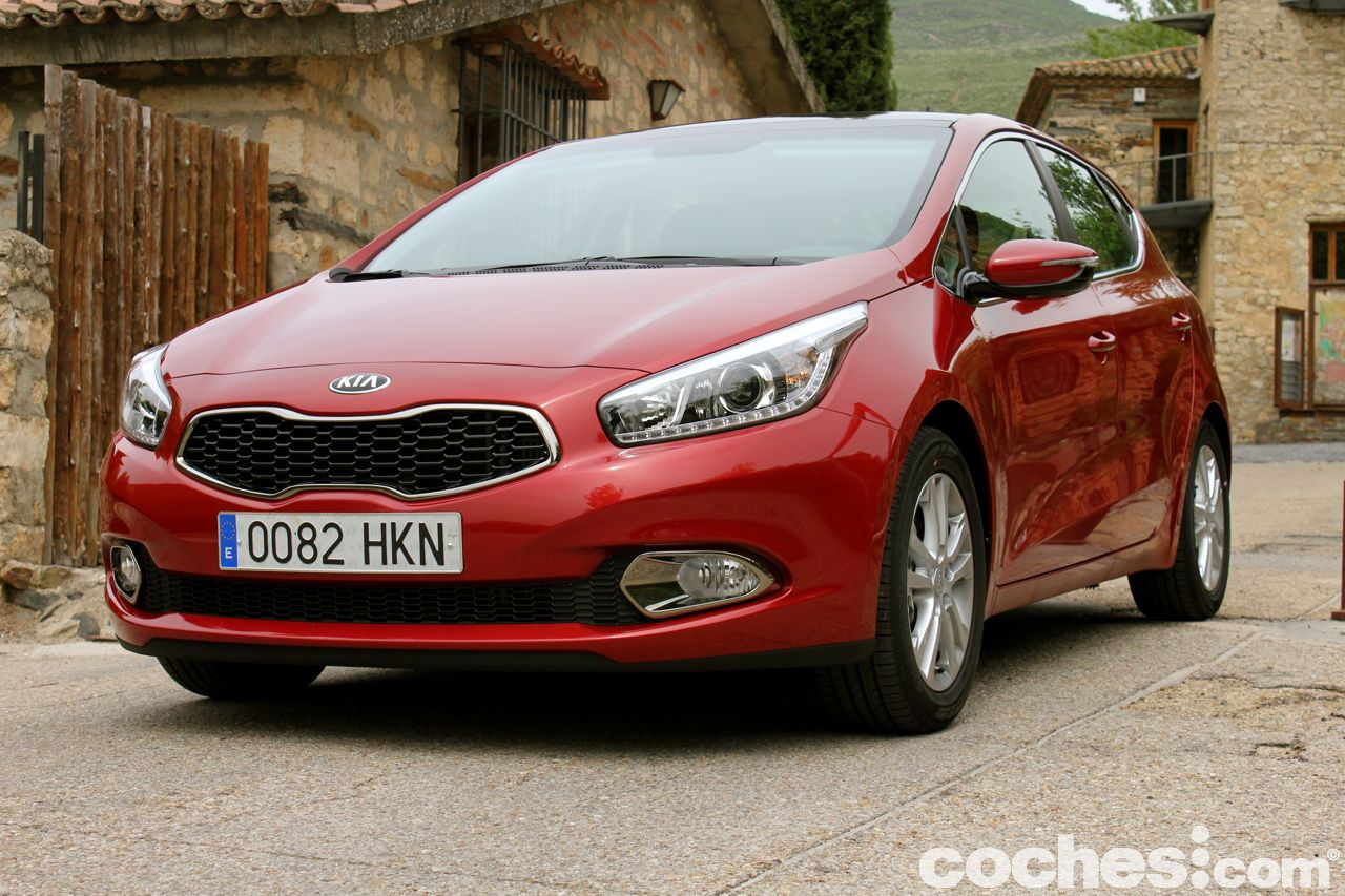 Kia quiere seguir jugando fuerte en el mercado con un renovado cee´d que promete dar guerra en el segmento compacto. Probamos la versión diésel más potente.