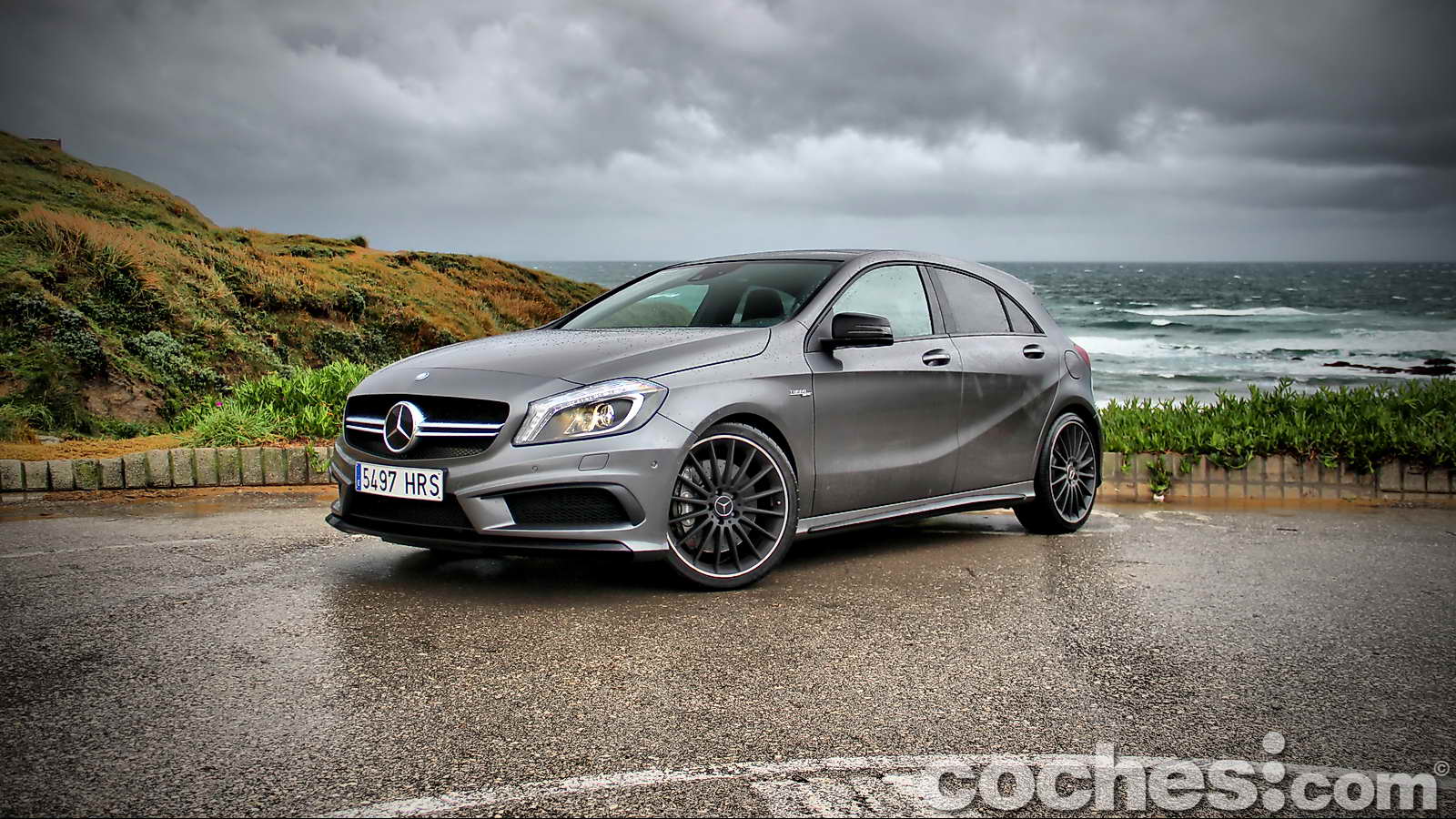 Acudimos al Mercedes-Benz Test Day 2013 para probar las novedades de la firma alemana. Nuestra primera parada, el Mercedes-Benz Clase A 45 AMG con 360 CV.