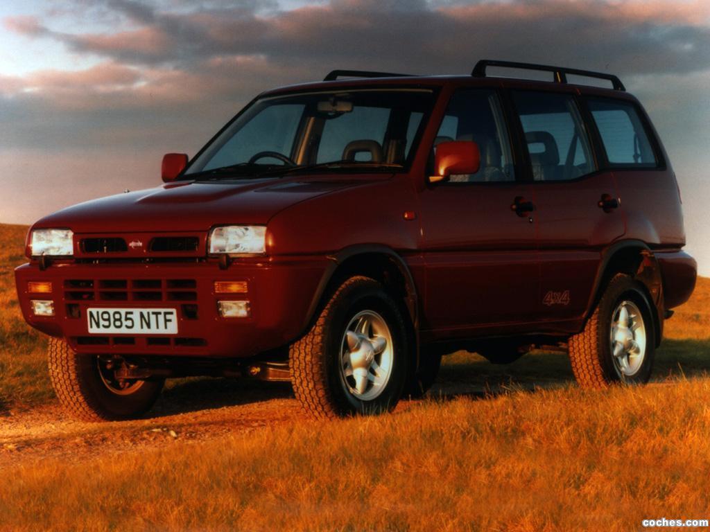Fotos de Nissan Terrano II 5 puertas R20 UK 1993
