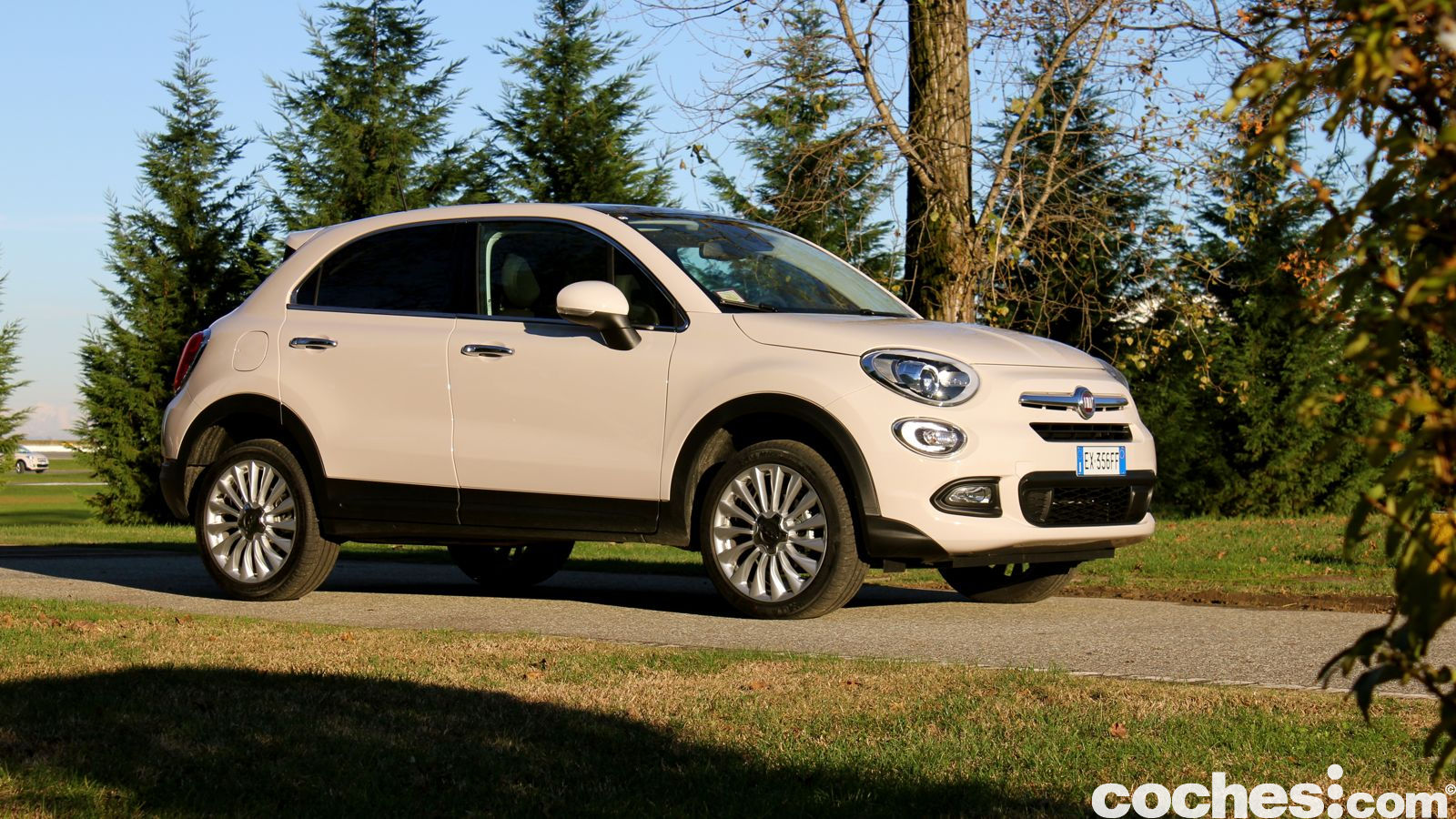 Viajamos a Italia para realizar la primera prueba al Fiat 500X, un SUV enfocado al asfalto con mimbres para convertirse en el referente de la categoría.