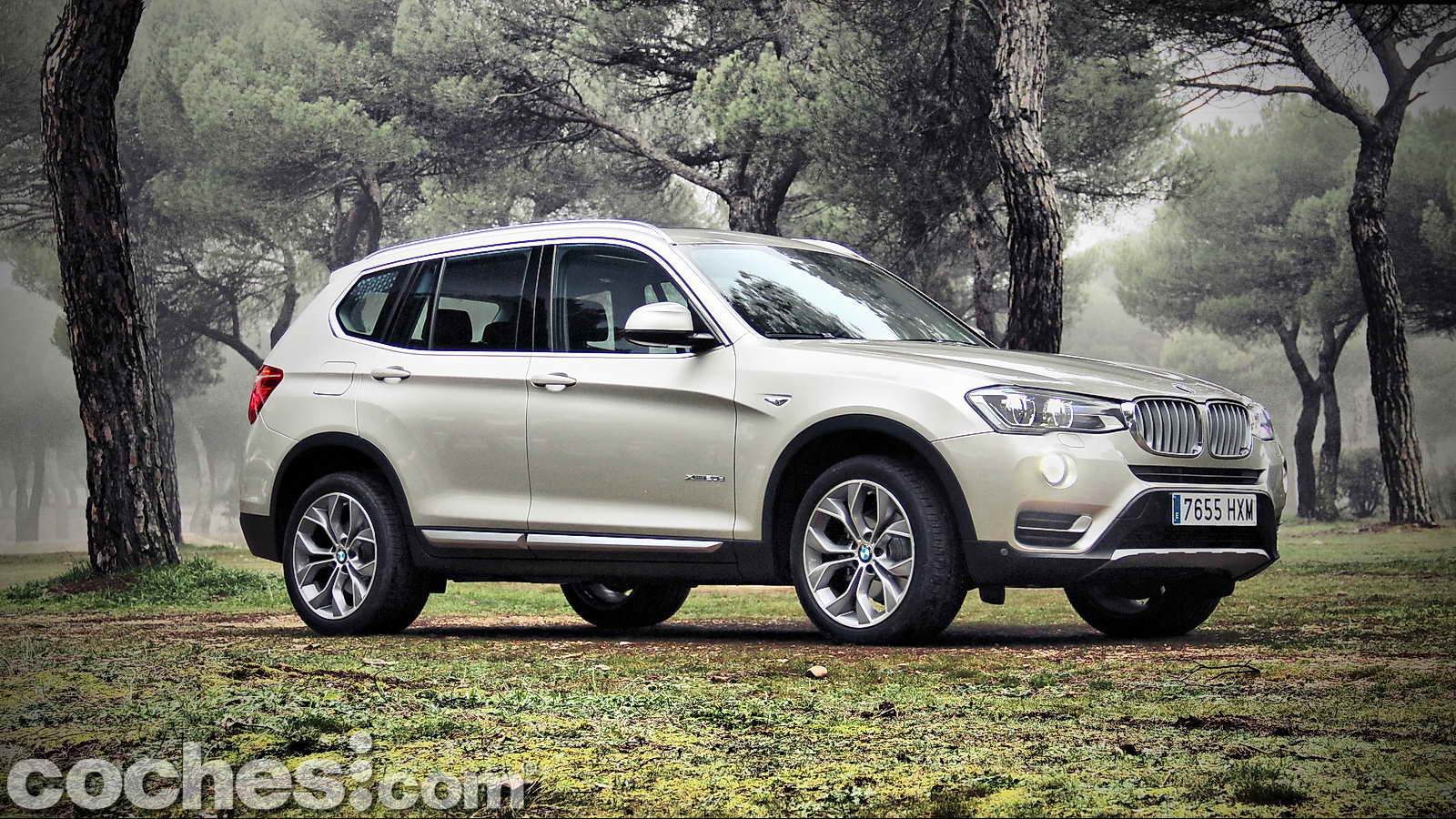 El BMW X3 destaca por su polivalencia y prestaciones, con la seguridad y calidad BMW de siempre. Para comprobarlo lo ponemos a prueba con tracción total.