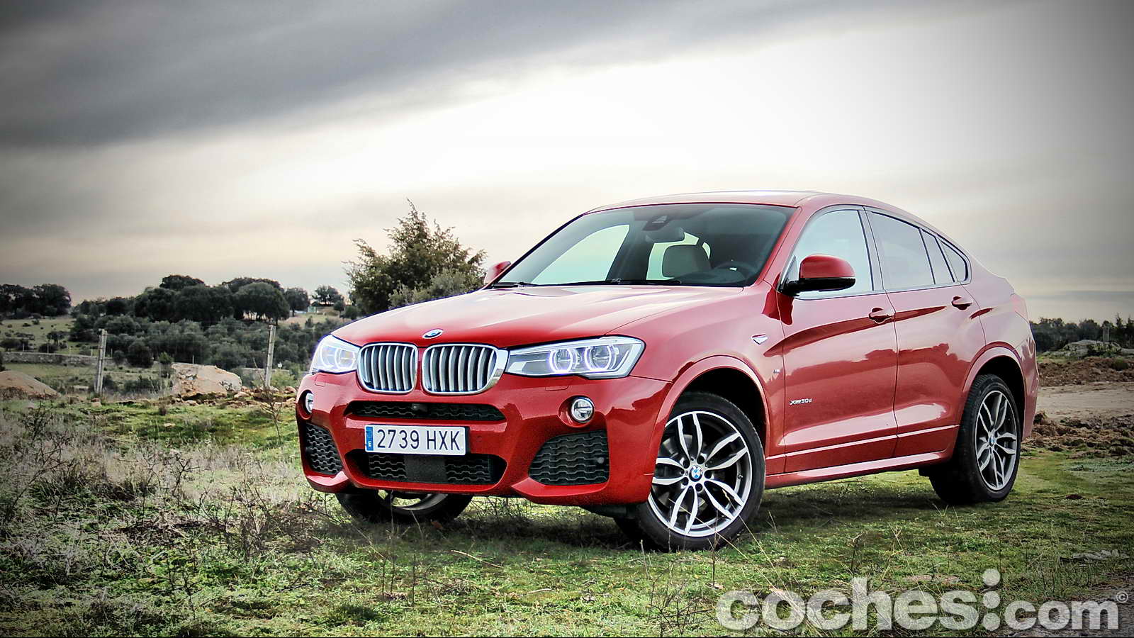 El BMW X4 es el SUV medio más deportivo de la oferta de la marca bávara, una más racional “copia” a escala de su hermano mayor, el superlativo BMX X6.