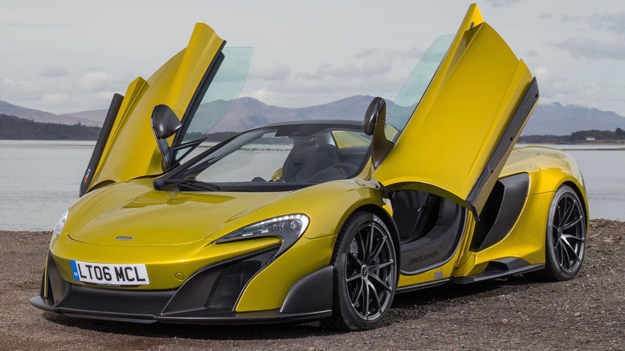 McLaren 675LT Spider model