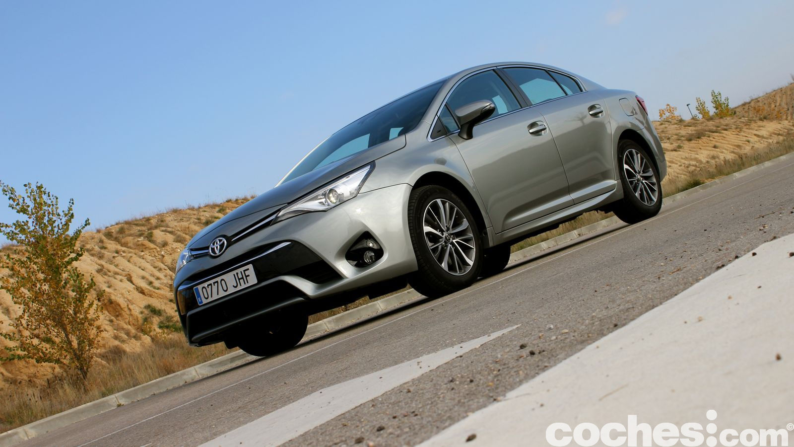 El Toyota Avensis 150D presume de gran confort de marcha y habitabilidad, consumos comedidos y no es muy caro. Pero no cambia su comportamiento rutinario.