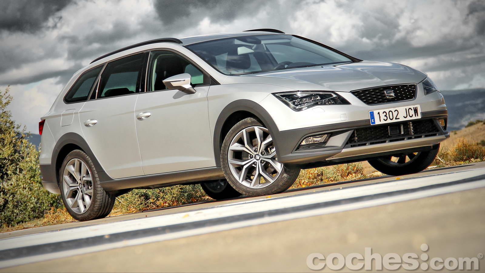 Probamos a fondo el Seat León X-Perience, la variante más campera del familiar compacto en su versión diésel más potente, de 184 CV. Un coche muy versátil.