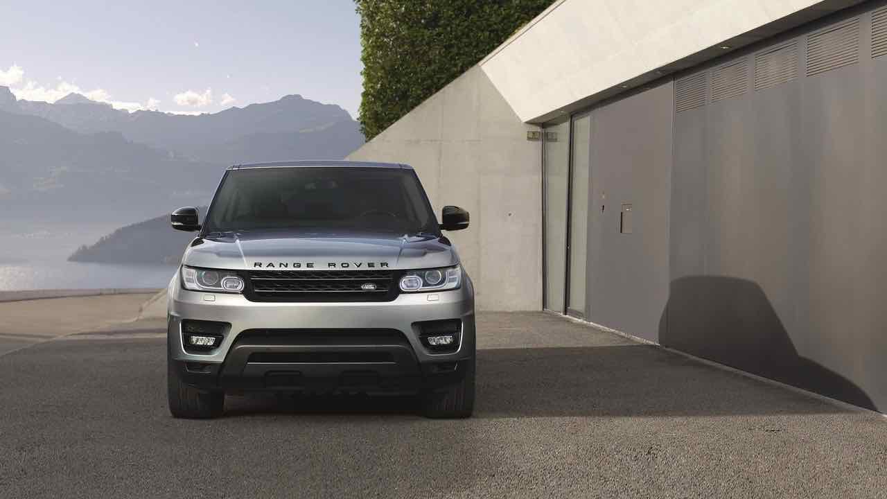 Range Rover Sport model