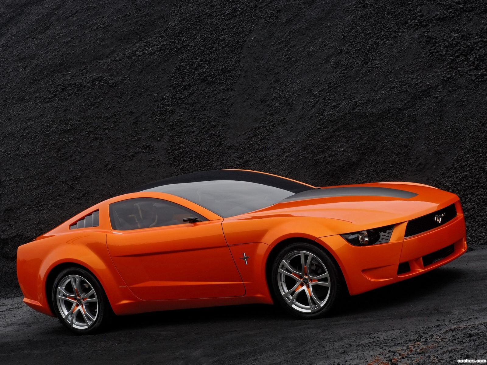 Design Mustata Fotos de Ford Mustang Concept Italdesign 2006