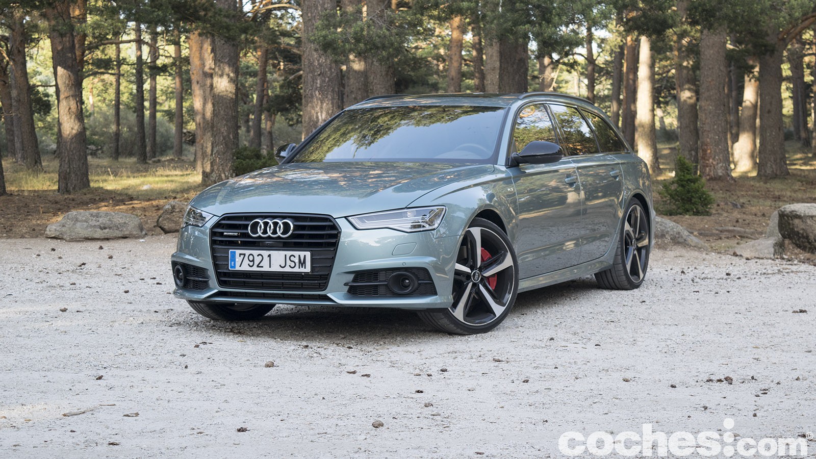 Prueba y opinión del Audi A6 Avant competition 3.0 BiTDI 326 CV quattro tiptronic, un familiar que une buenas cualidades dinámicas y mucha calidad interior.
