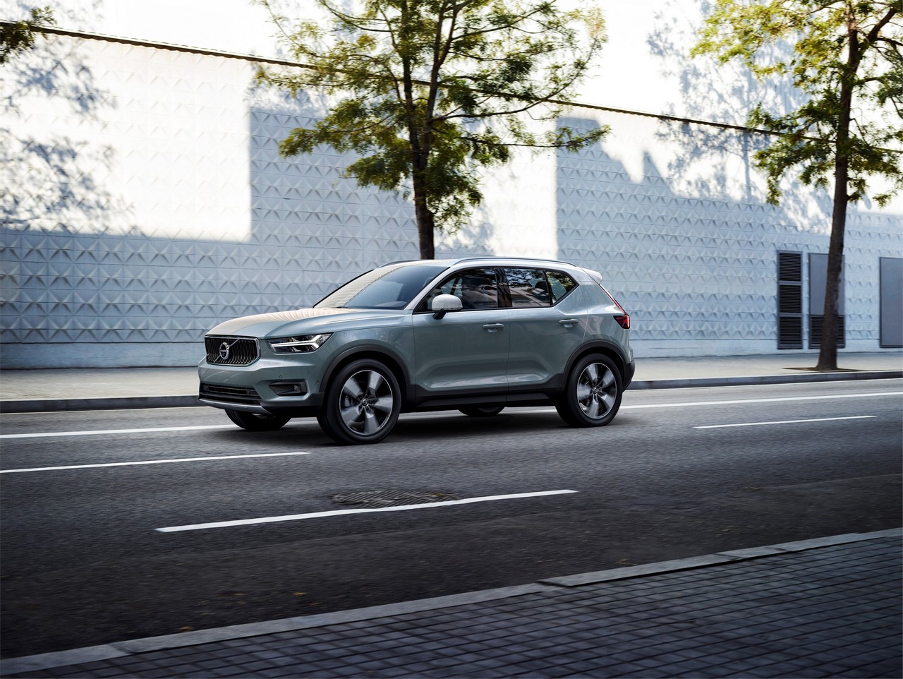 Volvo XC40 model