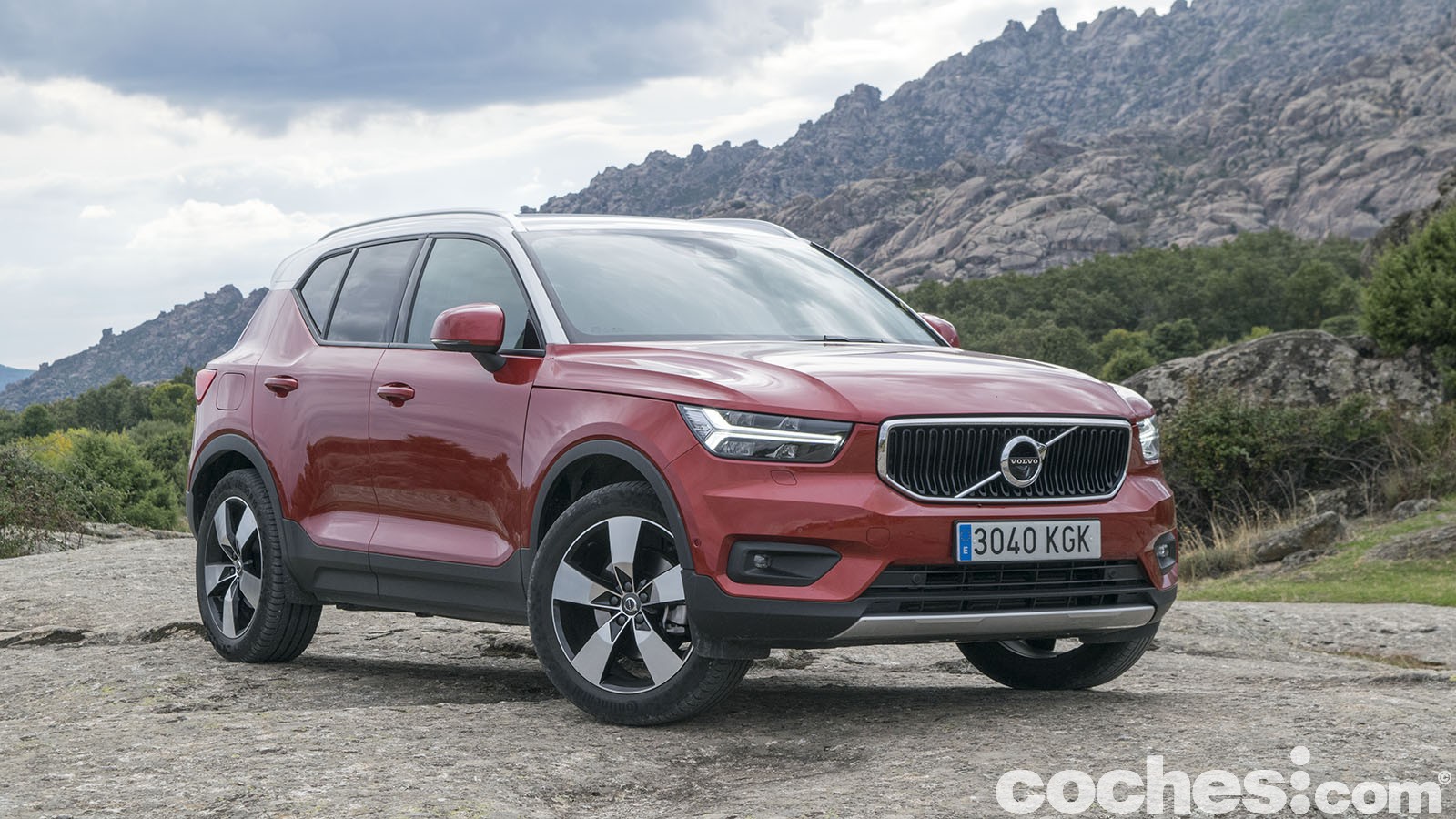 Ponemos a prueba al Volvo XC40 D4 AWD 190 CV, elegido Coche del Año en Europa 2018 y un aspirante al título de los SUV compactos premium.