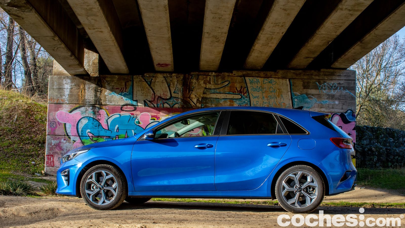 Probamos la tercera generación del KIA Ceed con el motor gasolina 1.0 T-GDI de 120 CV. ¿Será capaz de hacerse un hueco en el segmento?