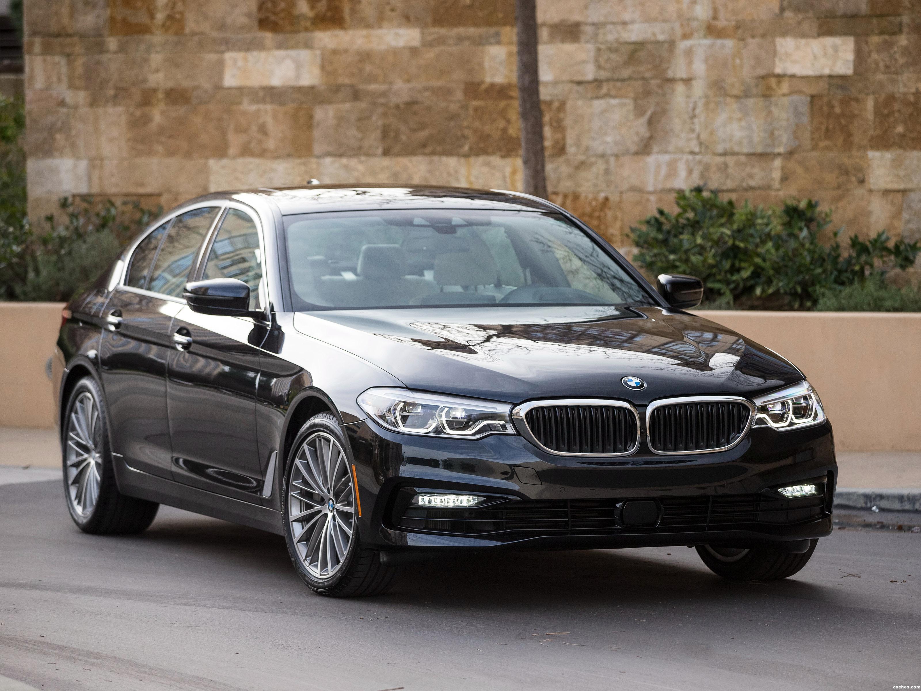 Fotos de BMW 530i M Sport USA 2017