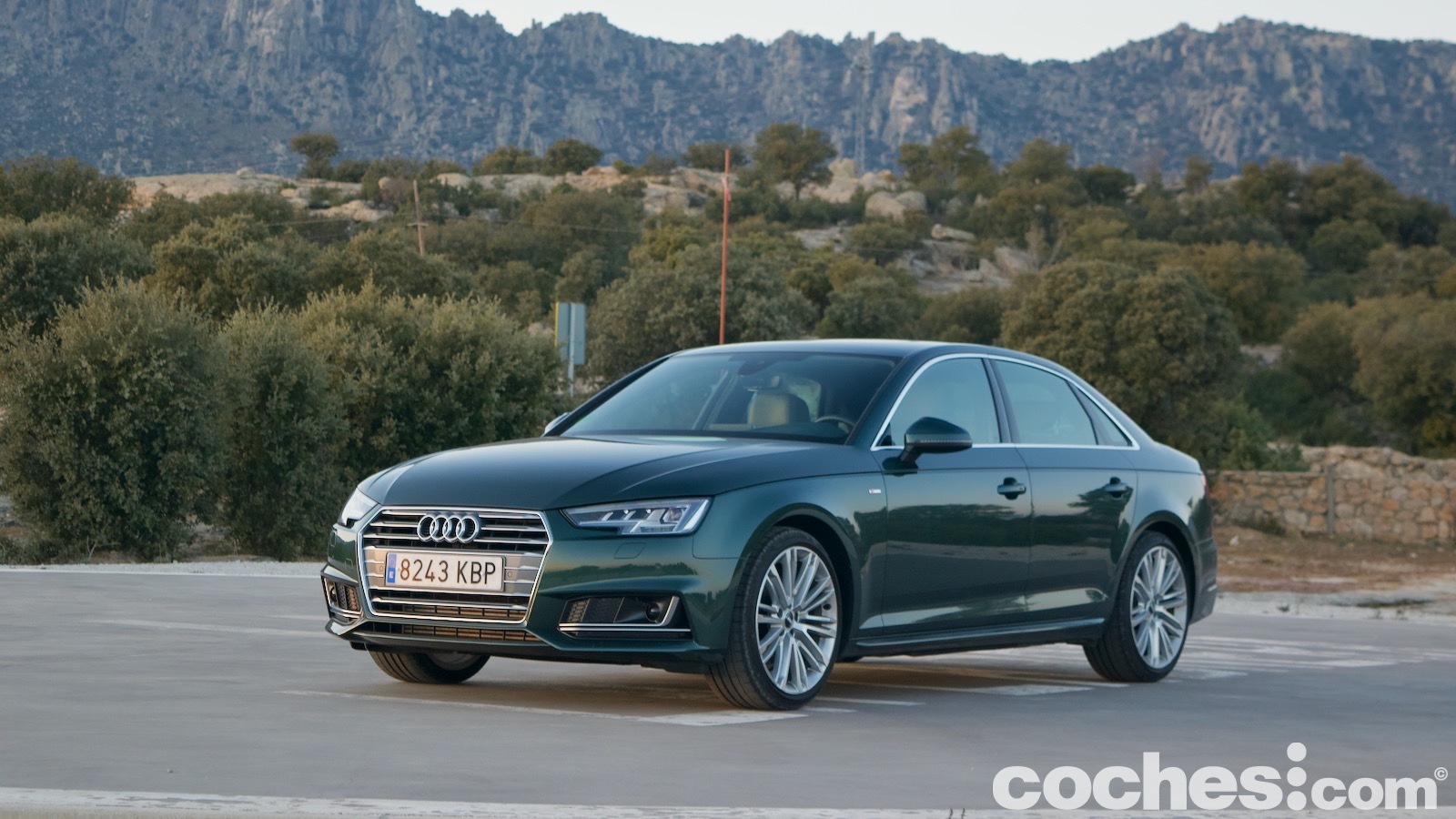 Este Audi A4 2.0 TFSI 190 CV S tronic será sustituido por un nuevo modelo. Lo ponemos a prueba para ver si es buen momento para comprarlo.