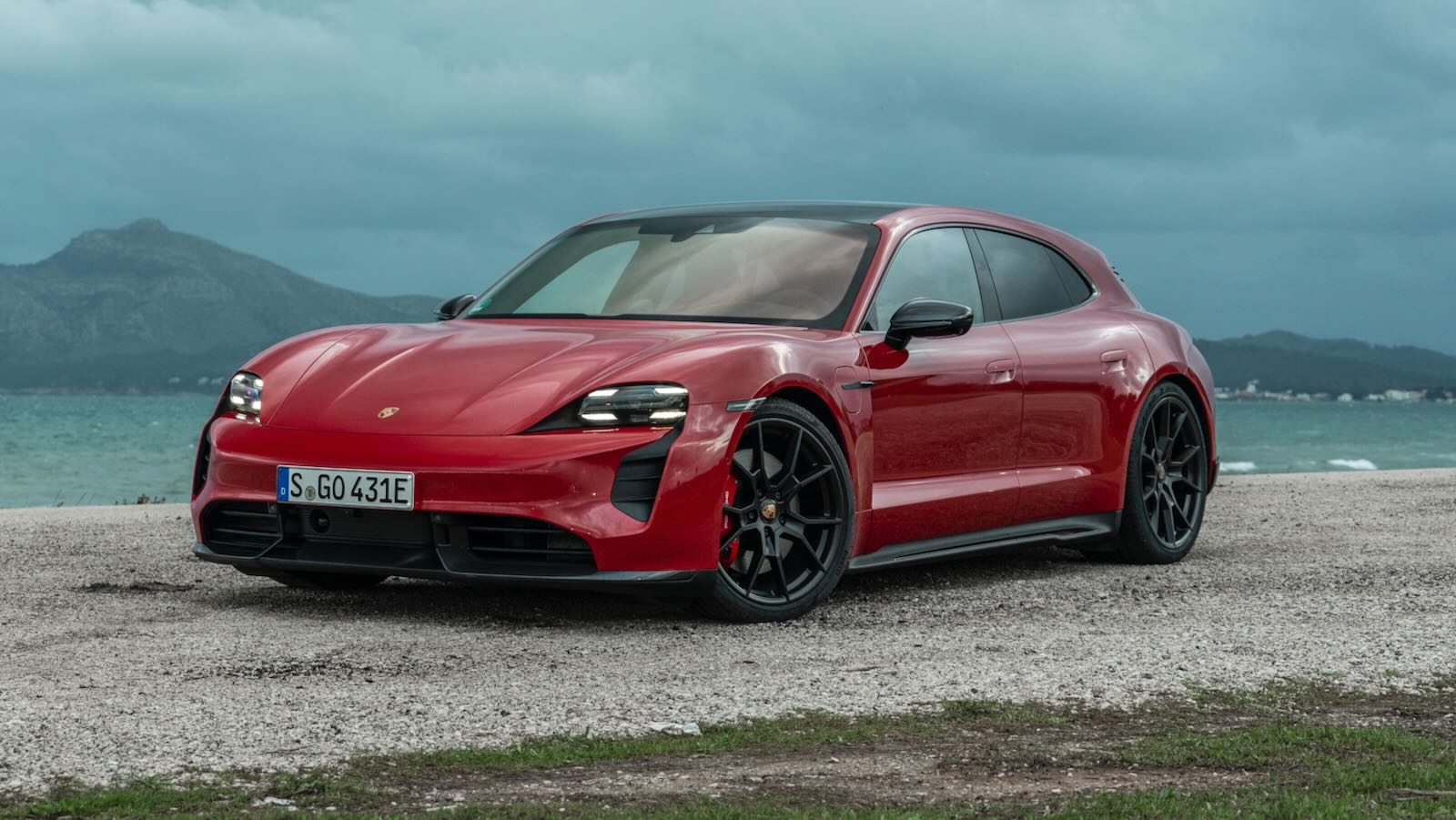 Porsche Taycan Sport Turismo model