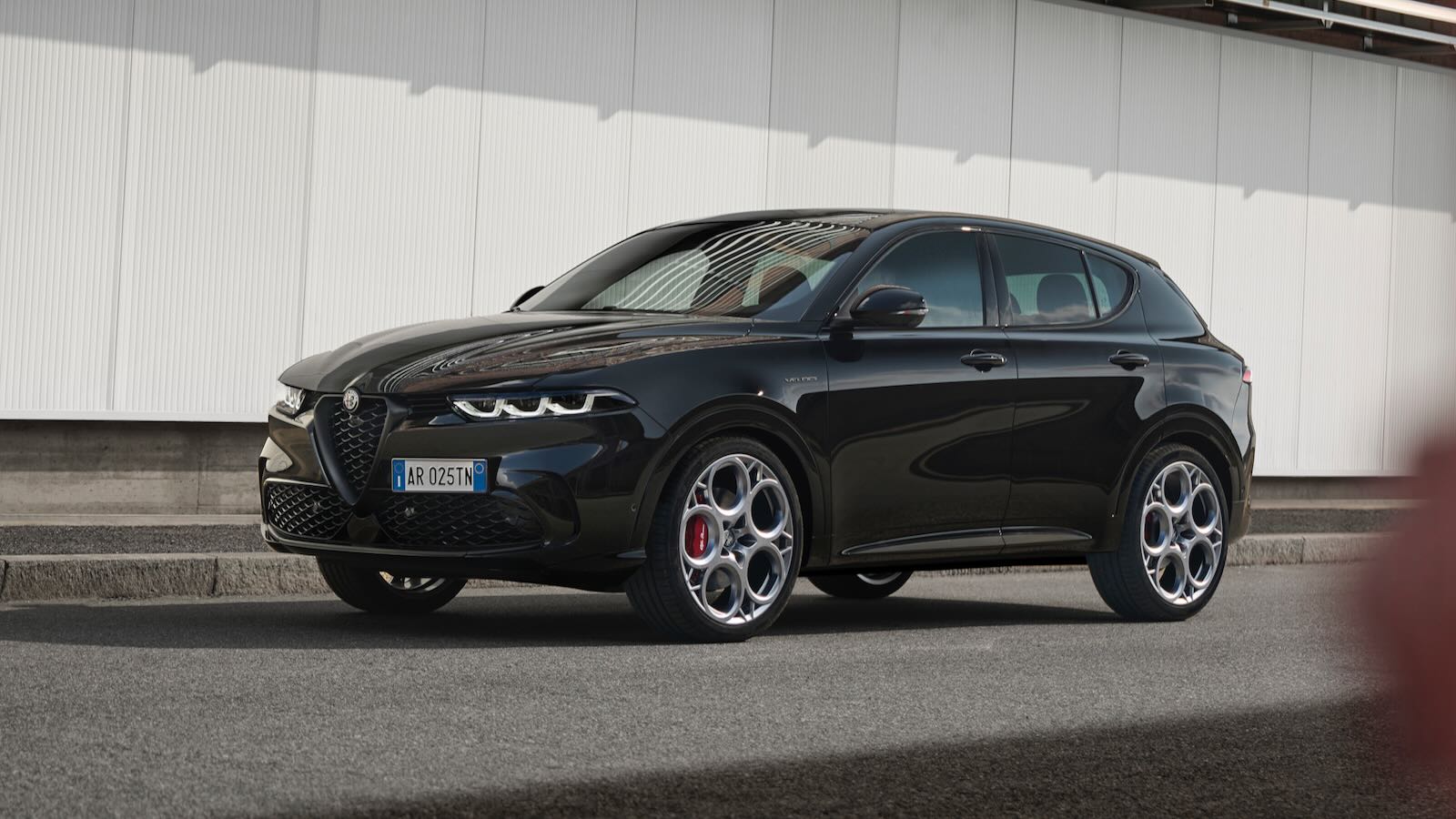 Alfa Romeo Tonale model