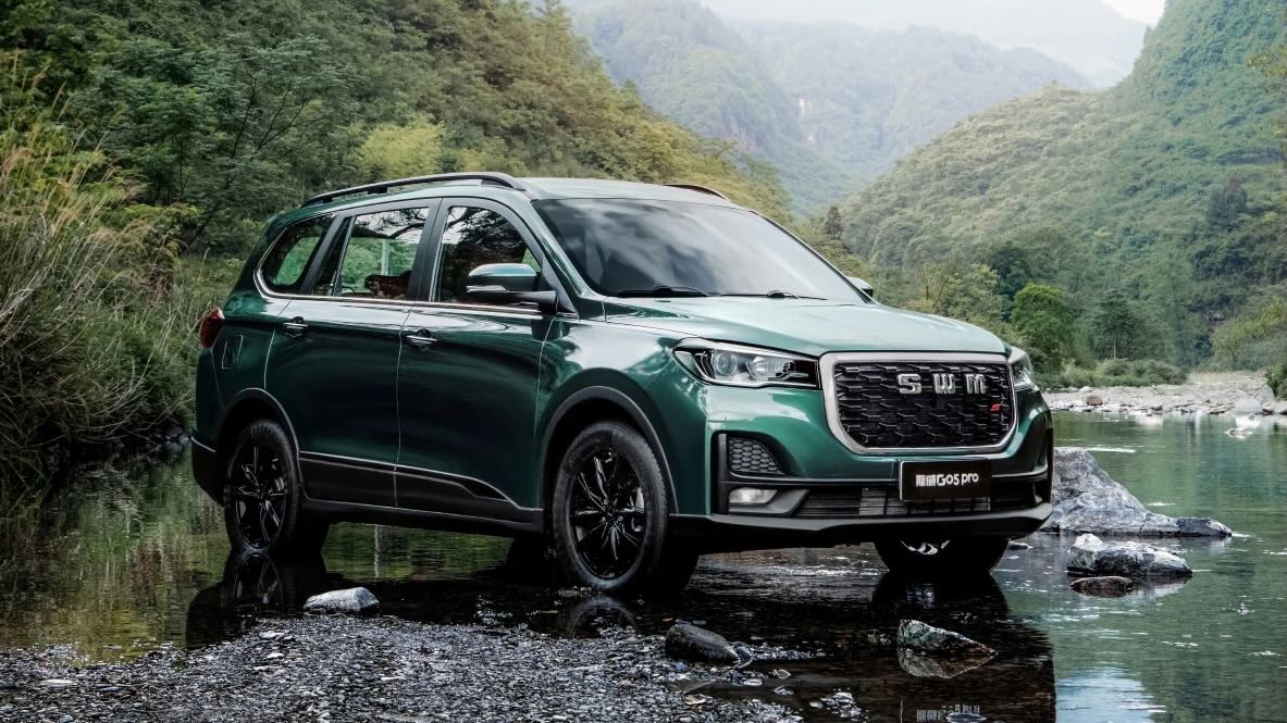 Imagen de El SWM G05 2025 es un SUV de siete plazas que destaca por un precio bajo para su tamaño y un equipamiento bastante completo.