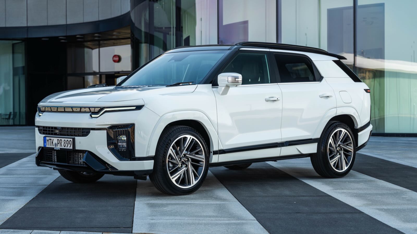 KGM Torres Actyon model