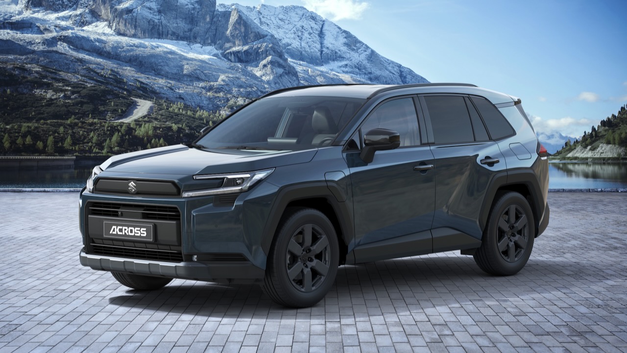 Imagen de El Suzuki Across 2026 se renueva en la misma medida que el Toyota RAV4 para renovarse en tecnología y en el sistema híbrido enchufable.
